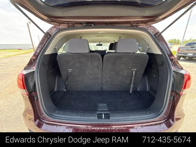 Used 2019 Purple Kia LX image 30