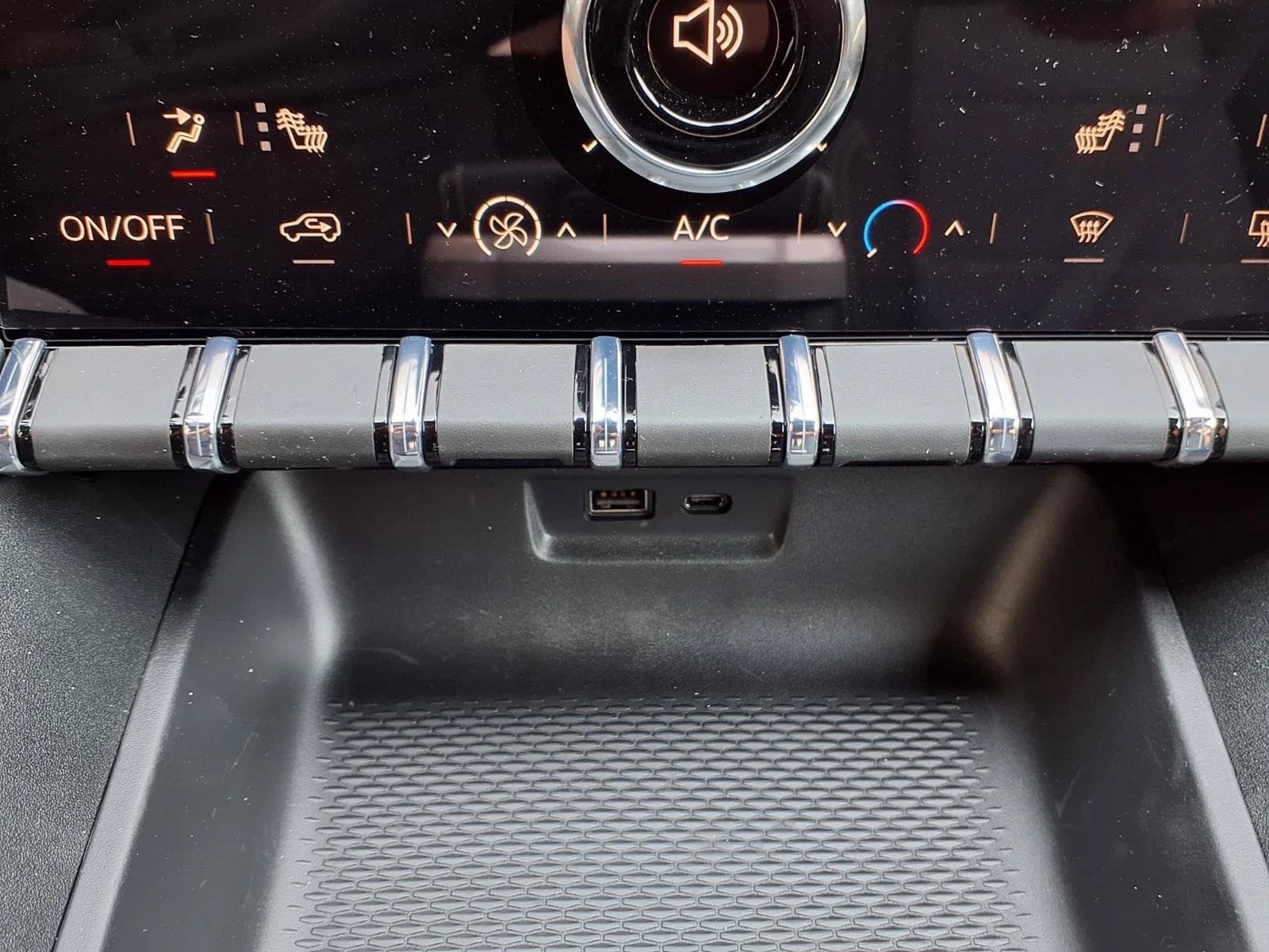 New 2027 Sterling Metallic GMC Elevation image 5