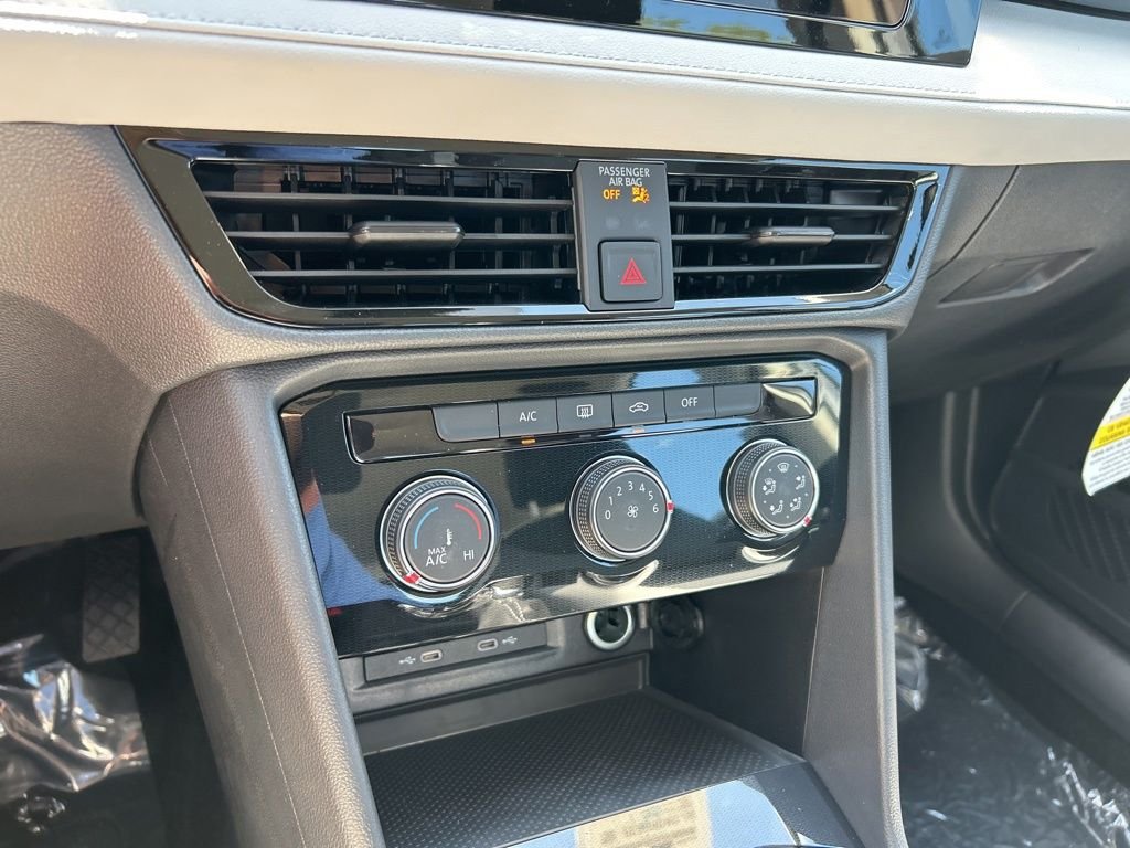 New 2026 Silver Volkswagen 1.5T S image 28
