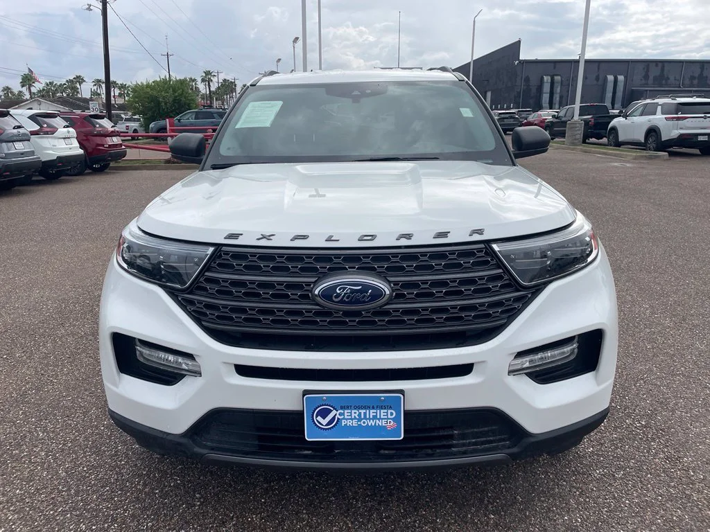 Used 2021 White Ford XLT image 2