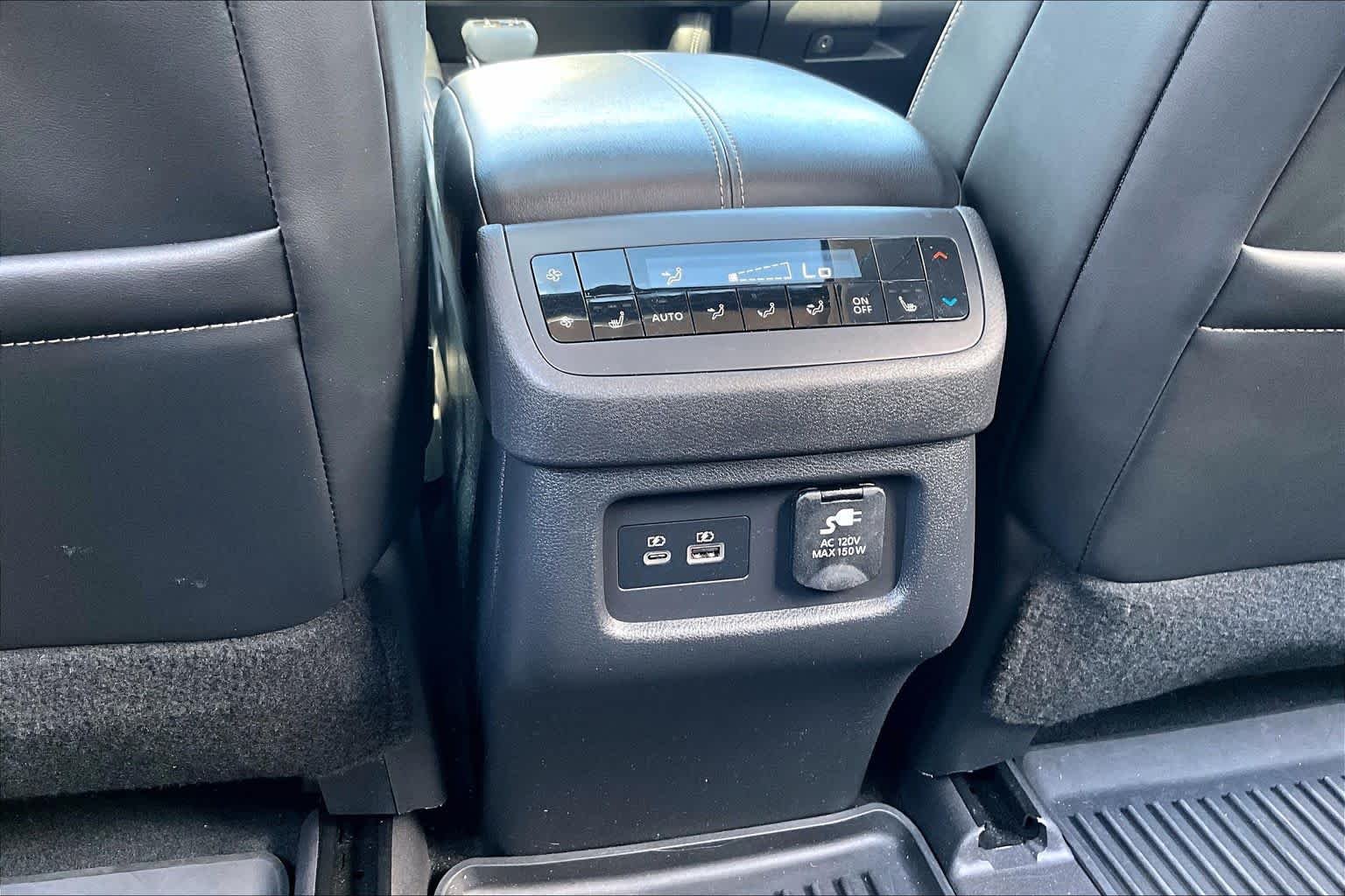 Used 2022 Pearl White Tricoat Nissan Platinum image 32