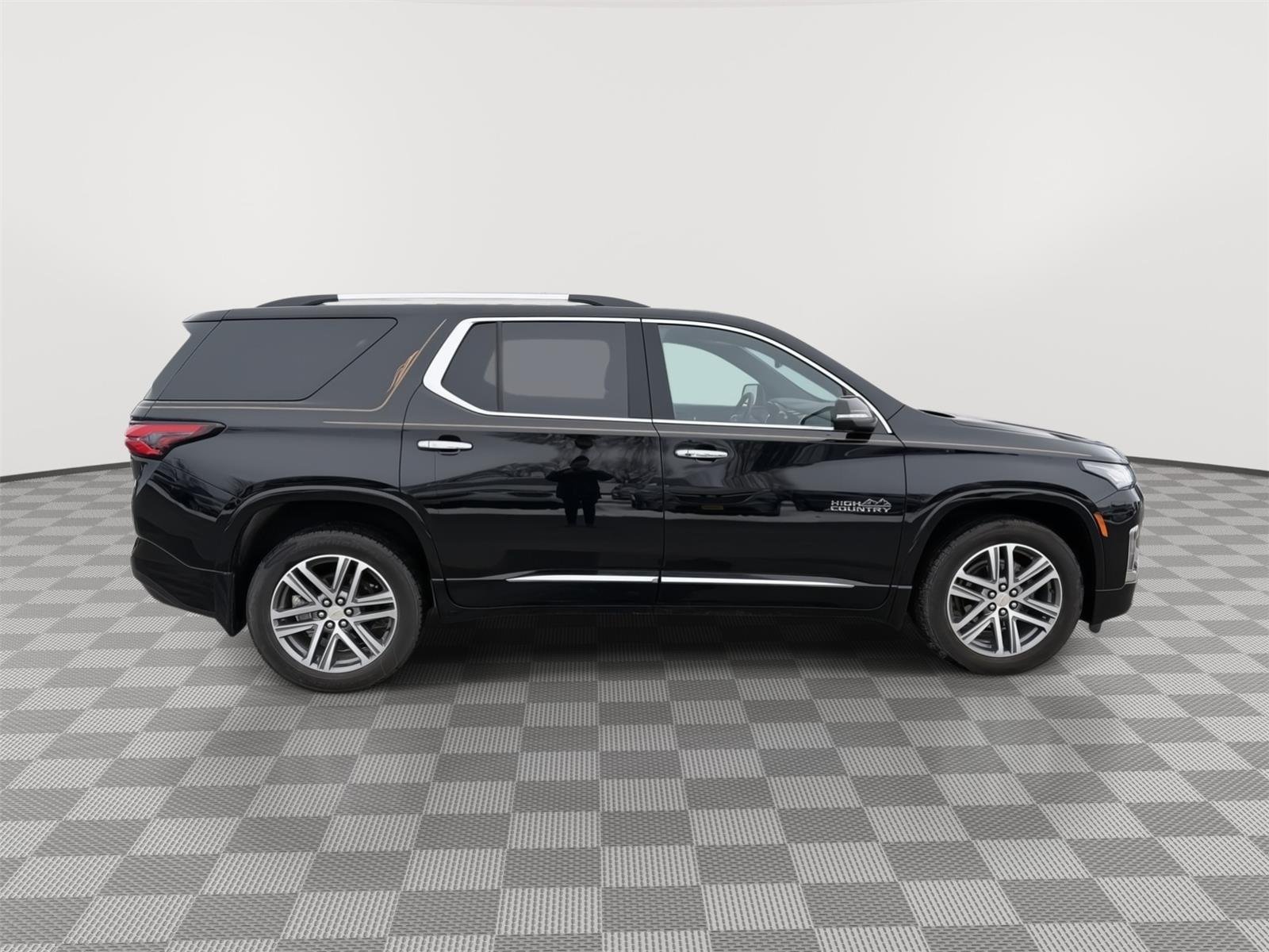 2023 Chevrolet Traverse High Country - Photo 7