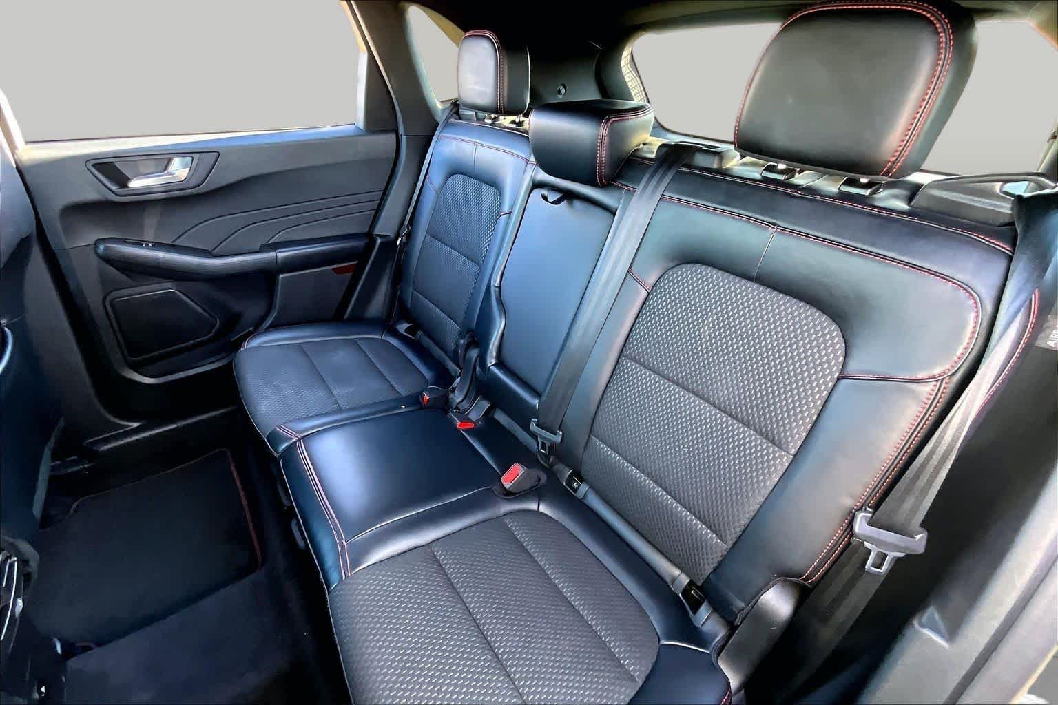 Used 2023 Carbonized Gray Metallic Ford ST-Line image 21