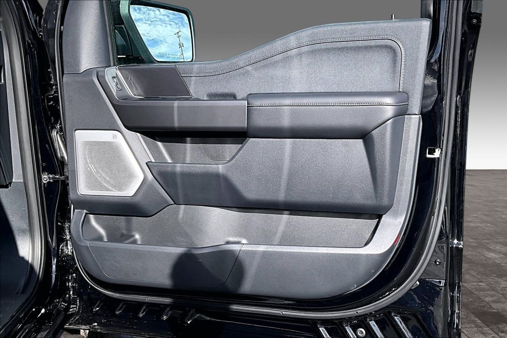 New 2026 Agate Black Metallic Ford Lariat® image 29