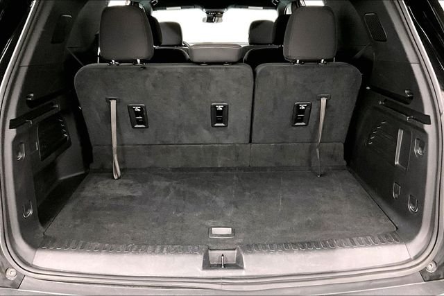 Used 2025 Mosaic Black Metallic Chevrolet LT image 42