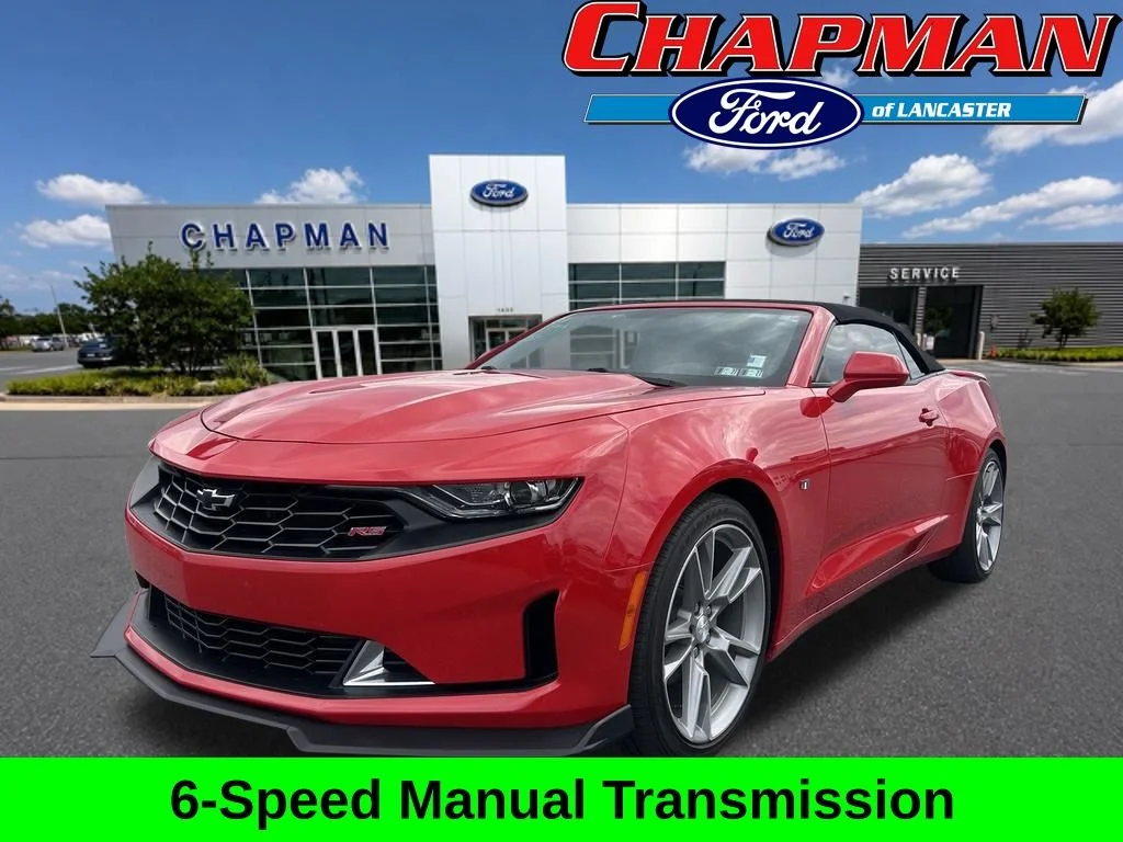 Used 2022 Red Chevrolet 2LT image 1