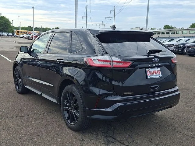 Certified Used 2024 Black Metallic Ford ST Line image 4