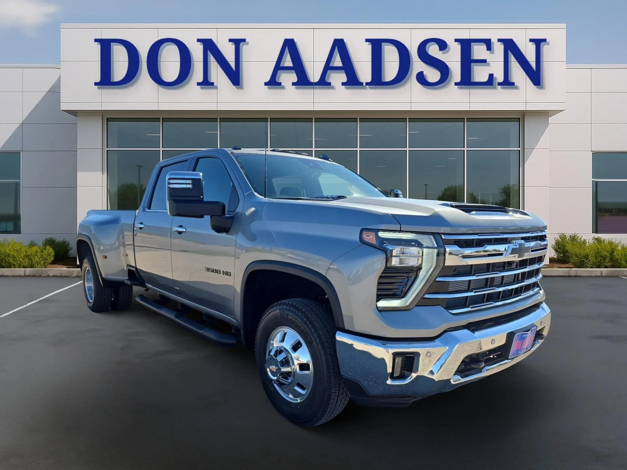 2026 Chevrolet Silverado 3500 HD LTZ - Photo 7
