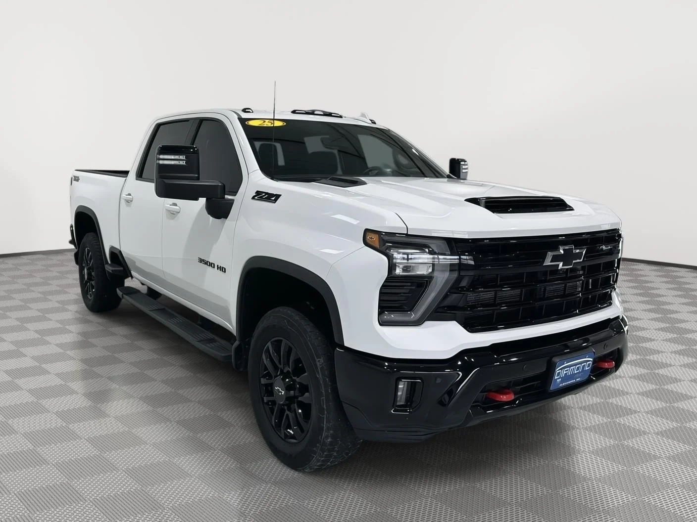 Used 2025 Summit White Chevrolet LTZ image 7