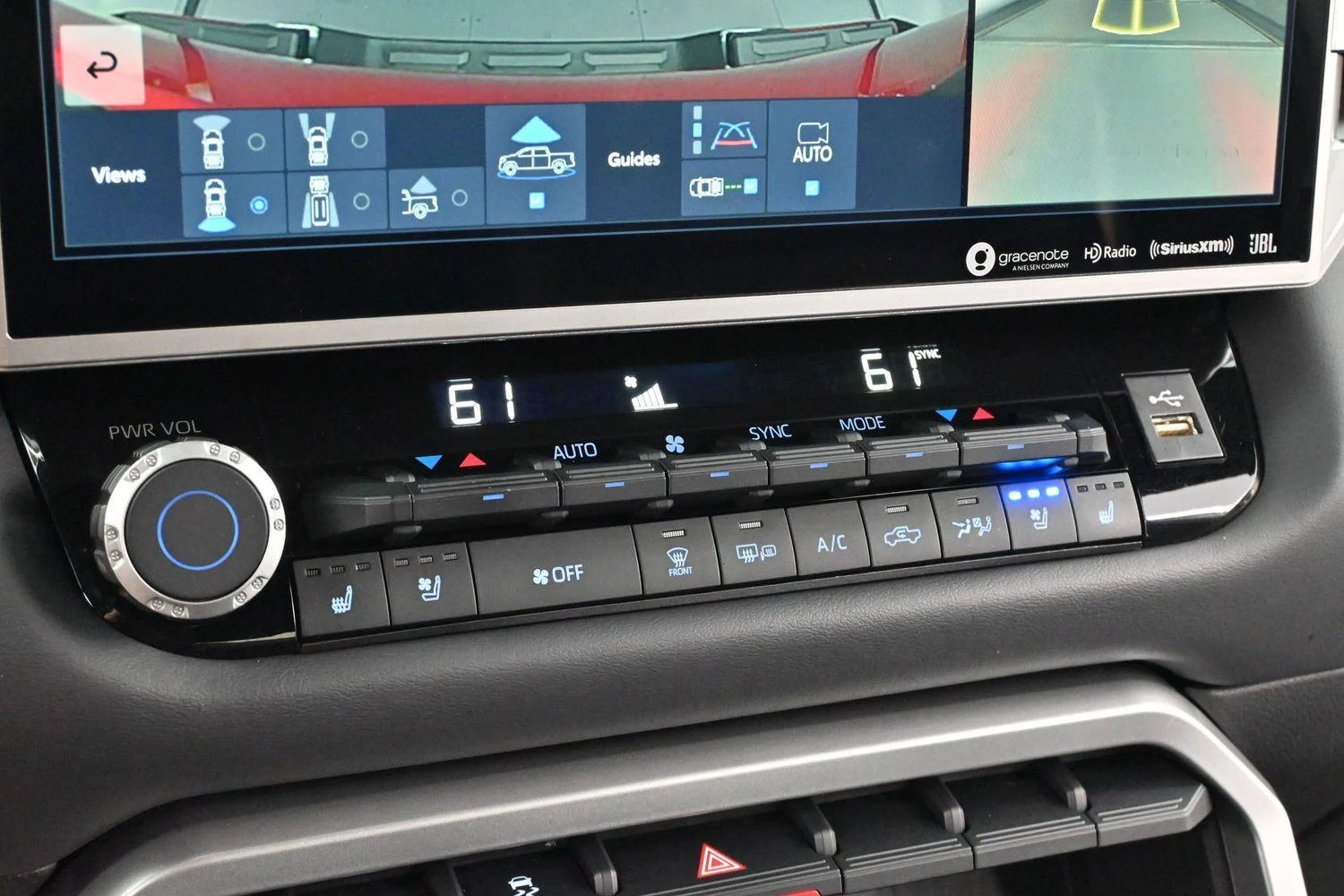 Used 2024  Toyota Platinum Hybrid image 22