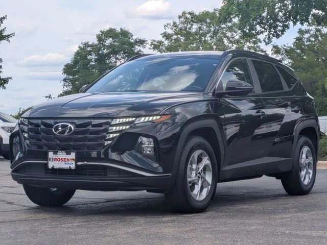 Certified Used 2023 Black Hyundai SEL image 3