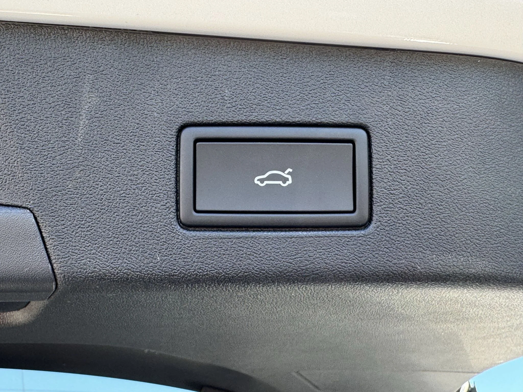 New 2026 Opal White Pearl Volkswagen Pro S image 39
