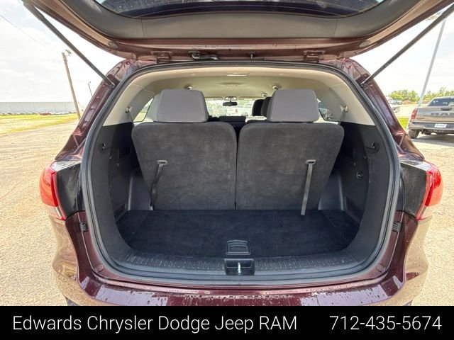Used 2019 Purple Kia LX image 30