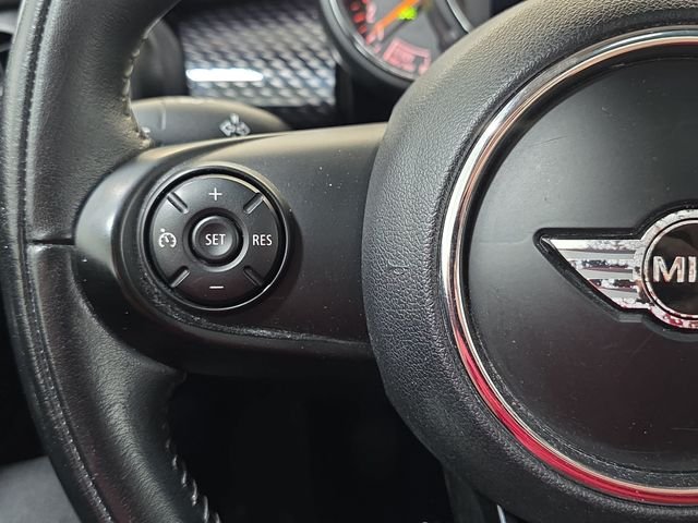 Used 2015 Blue MINI Base image 13