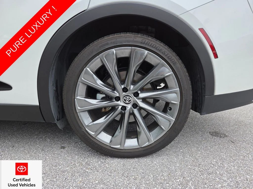 Used 2024 White Toyota Limited image 19