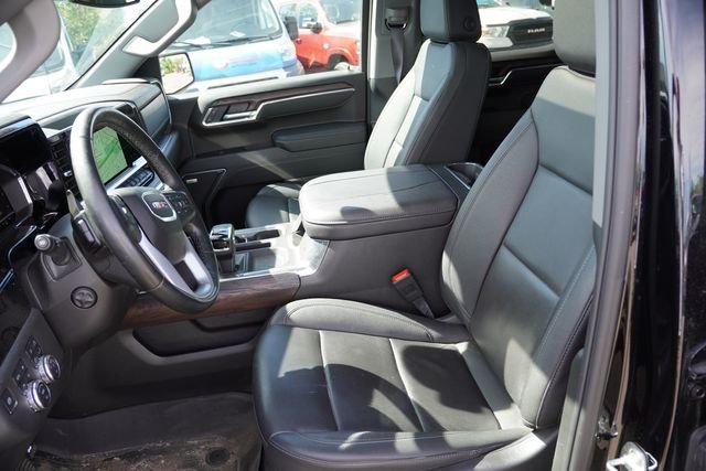 Certified Used 2025 Black GMC SLT image 5
