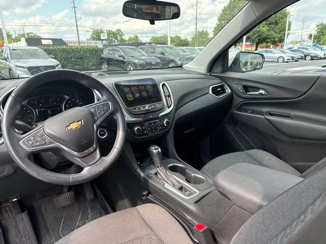 Used 2018 Summit White Chevrolet LT image 11