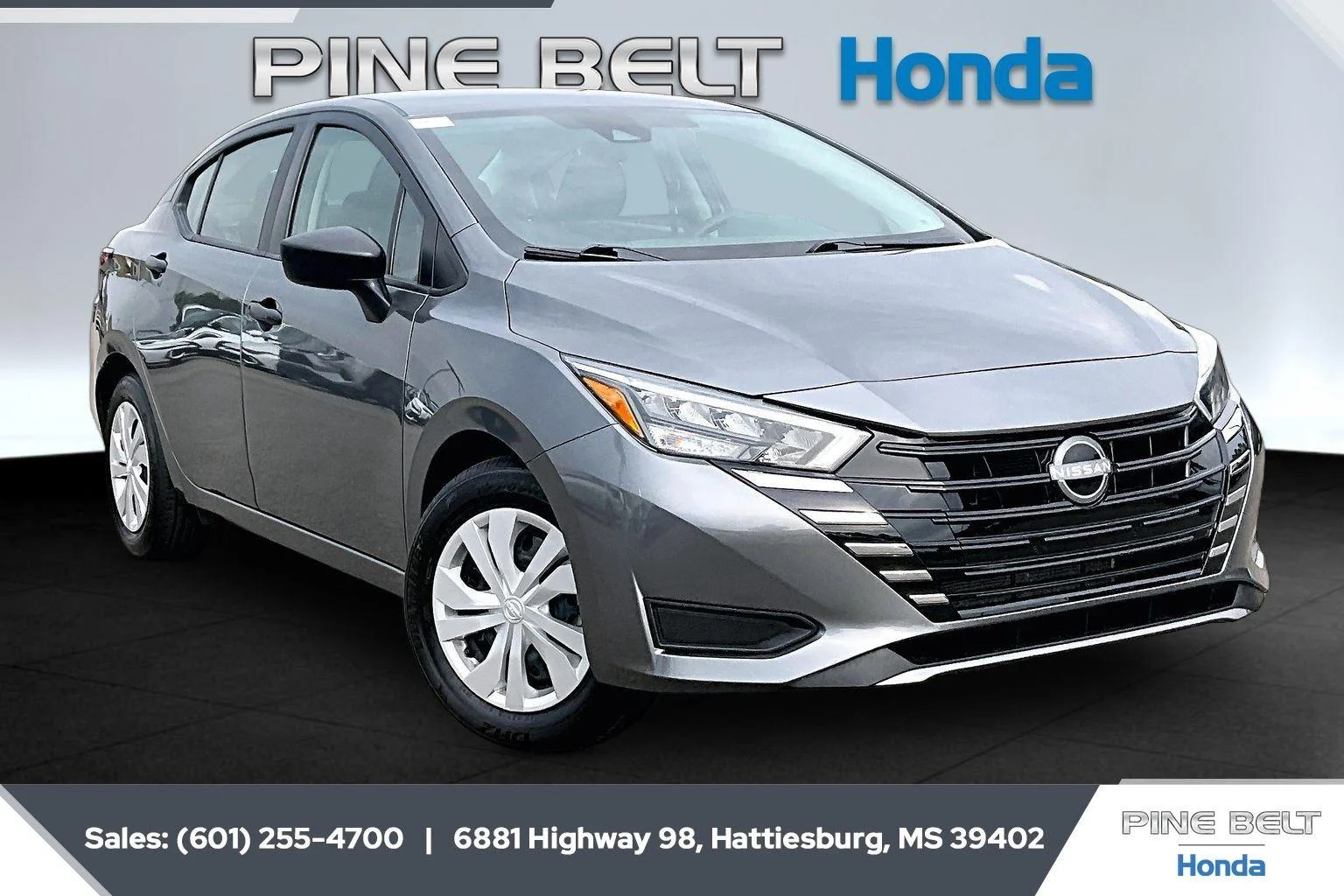 2025 Nissan Versa 1.6 S CVT's photo