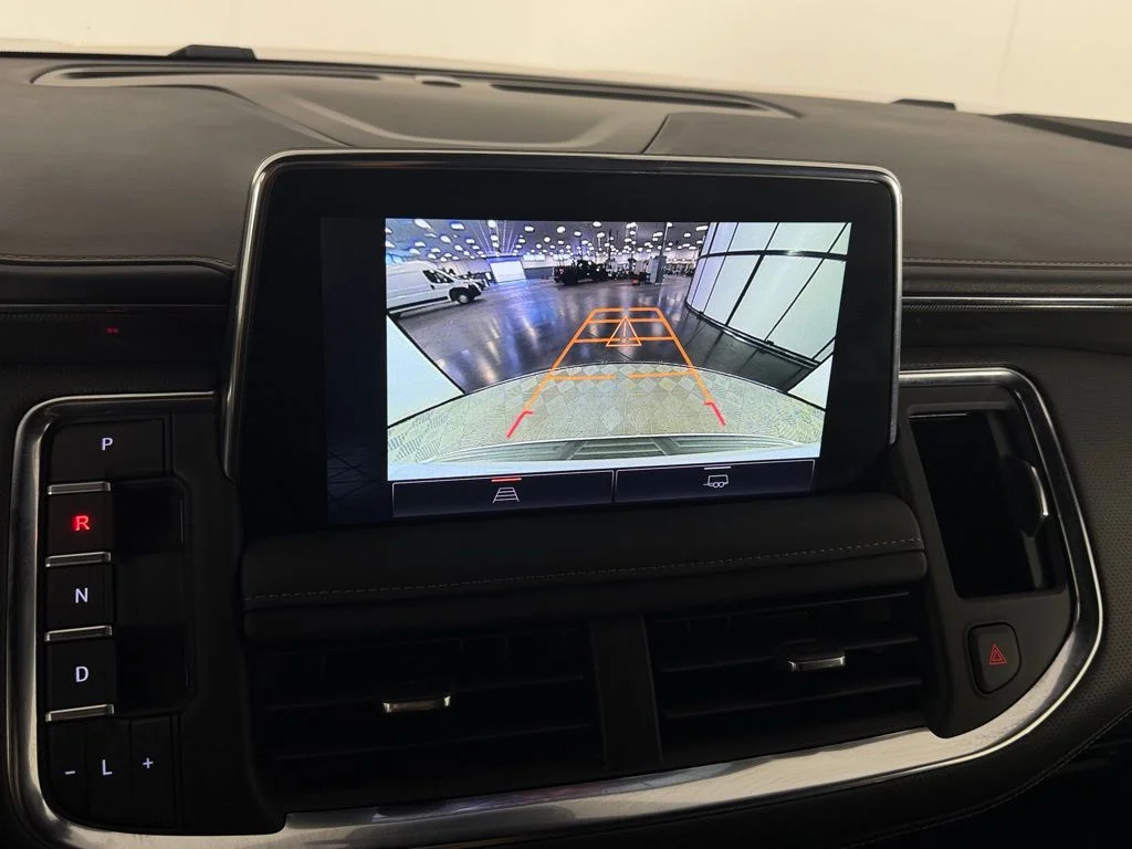 2023 GMC Yukon AT4 - Photo 19