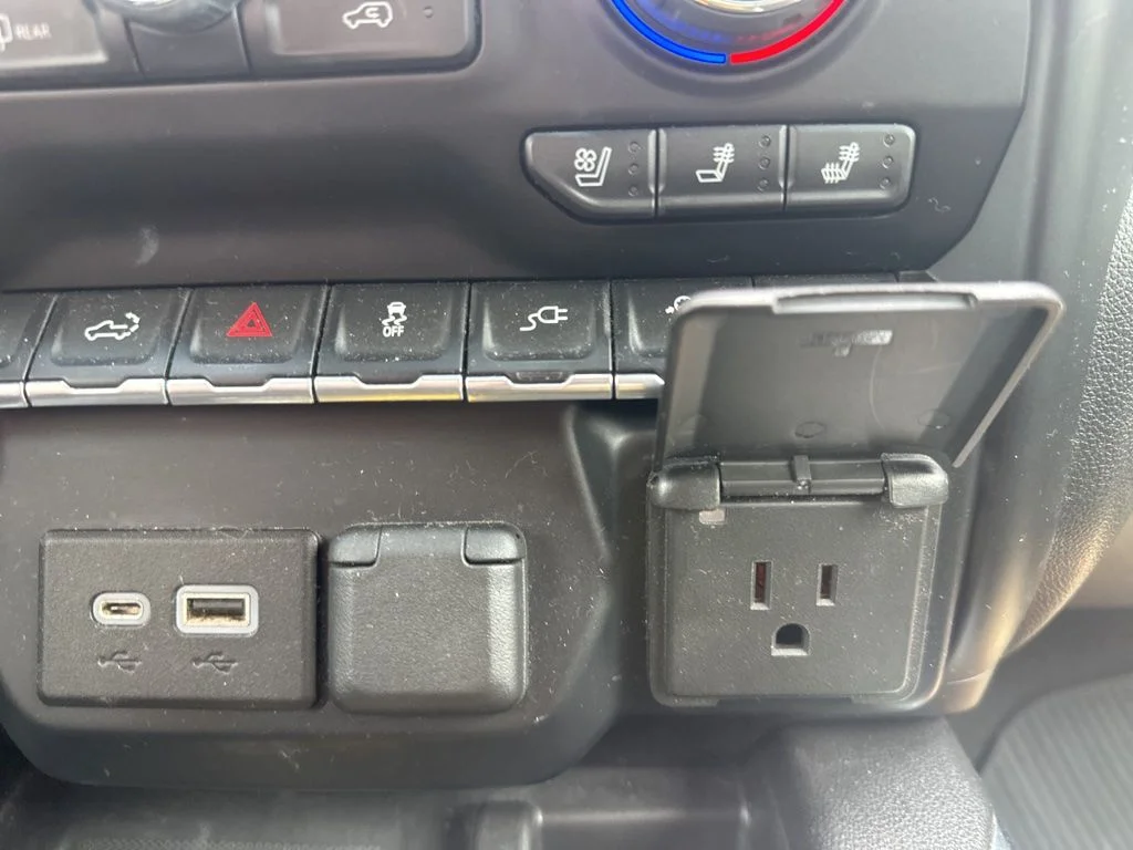Used 2022 Red Chevrolet LTZ image 25