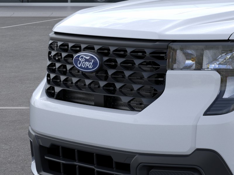 New 2026 Space White Metallic Ford XLT image 30