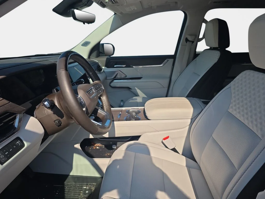 Used 2025 Blue GMC Denali image 11