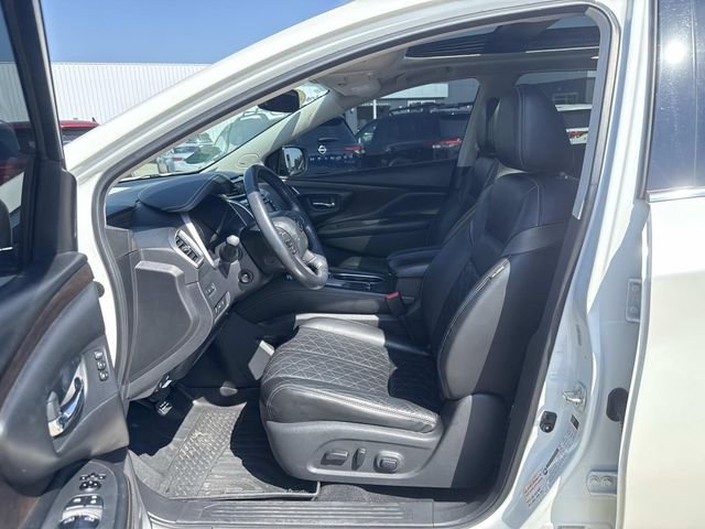 Used 2021 White Nissan Platinum image 14