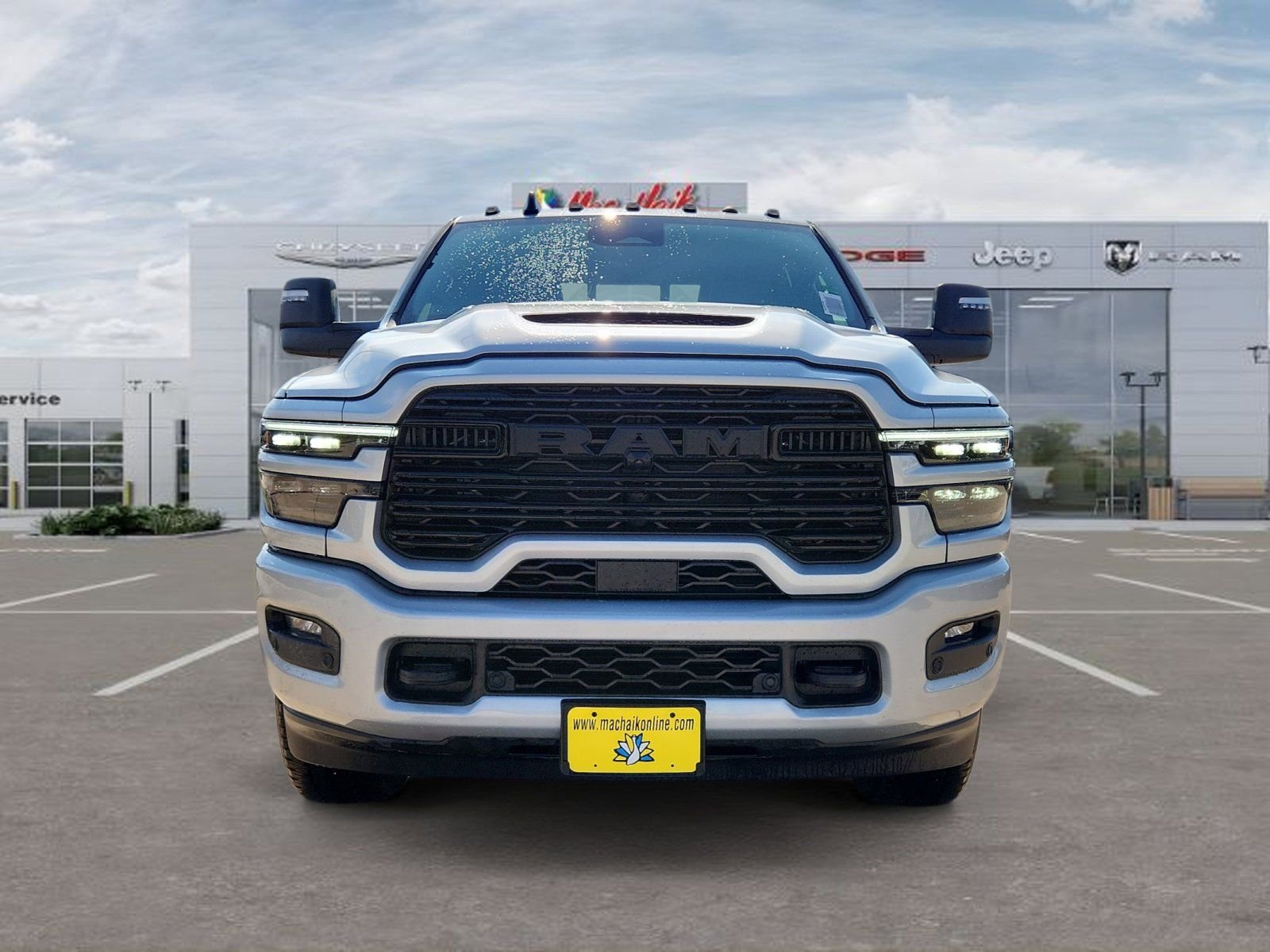 New 2026 Silver-Zynith Exterior Paint RAM Laramie image 8