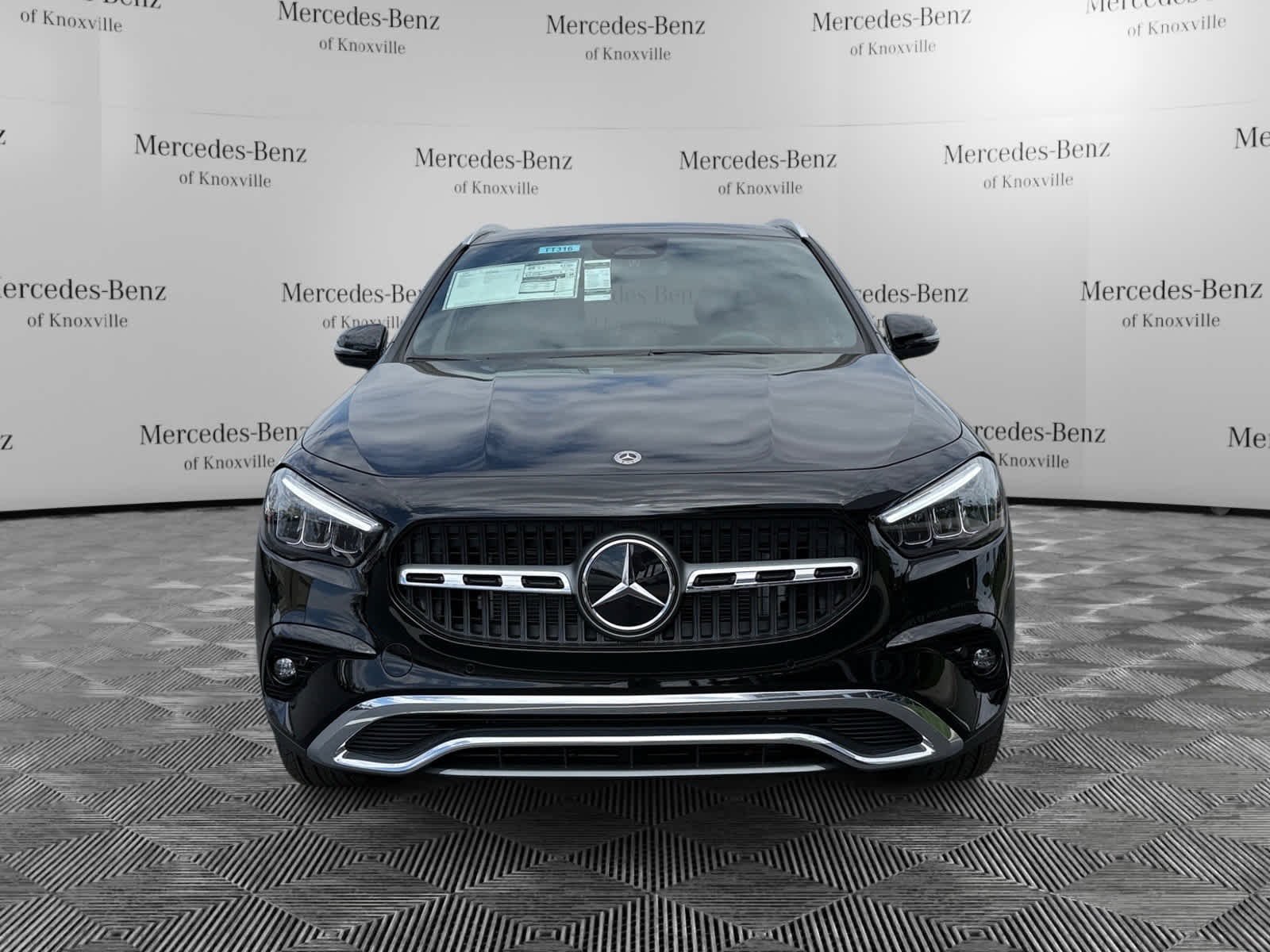 Used 2026 Night Black Mercedes-Benz GLA 250 image 8