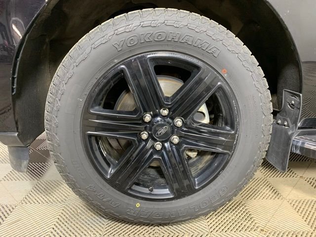 Used 2021 Black Ford XLT image 33