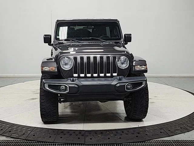 Used 2018 Gray Jeep Unlimited Sahara image 2