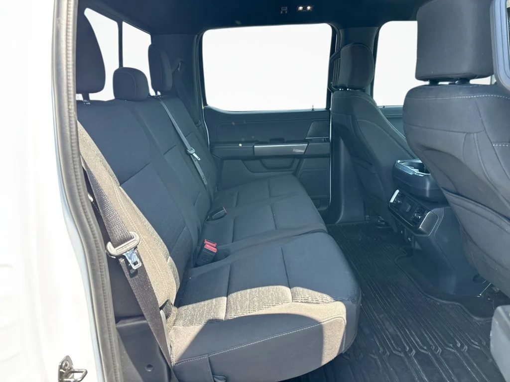 Certified Used 2023 Oxford White Ford XLT image 16