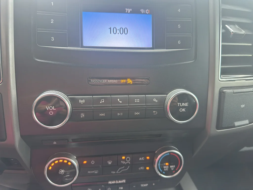 Used 2018 Shadow Black Ford XLT image 13