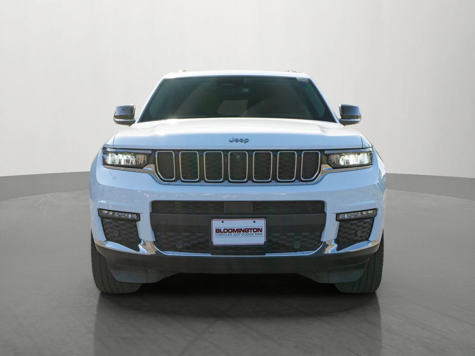 Used 2023 Jeep Grand Cherokee L Limited with VIN 1C4RJKBG5P8728290 for sale in Minneapolis, Minnesota