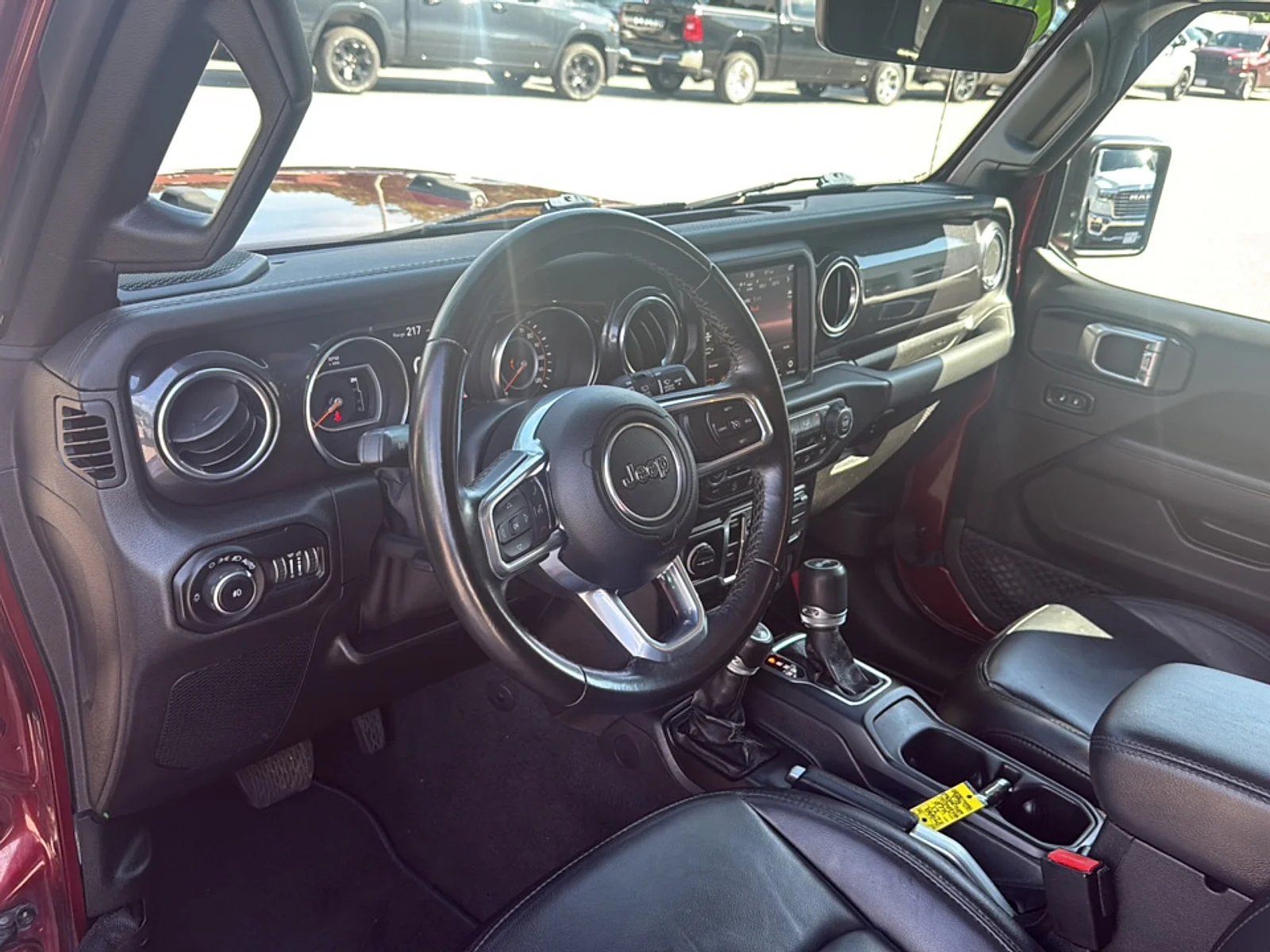 Used 2021 Snazzberry Pearlcoat Jeep Sahara Altitude 4x4 image 13
