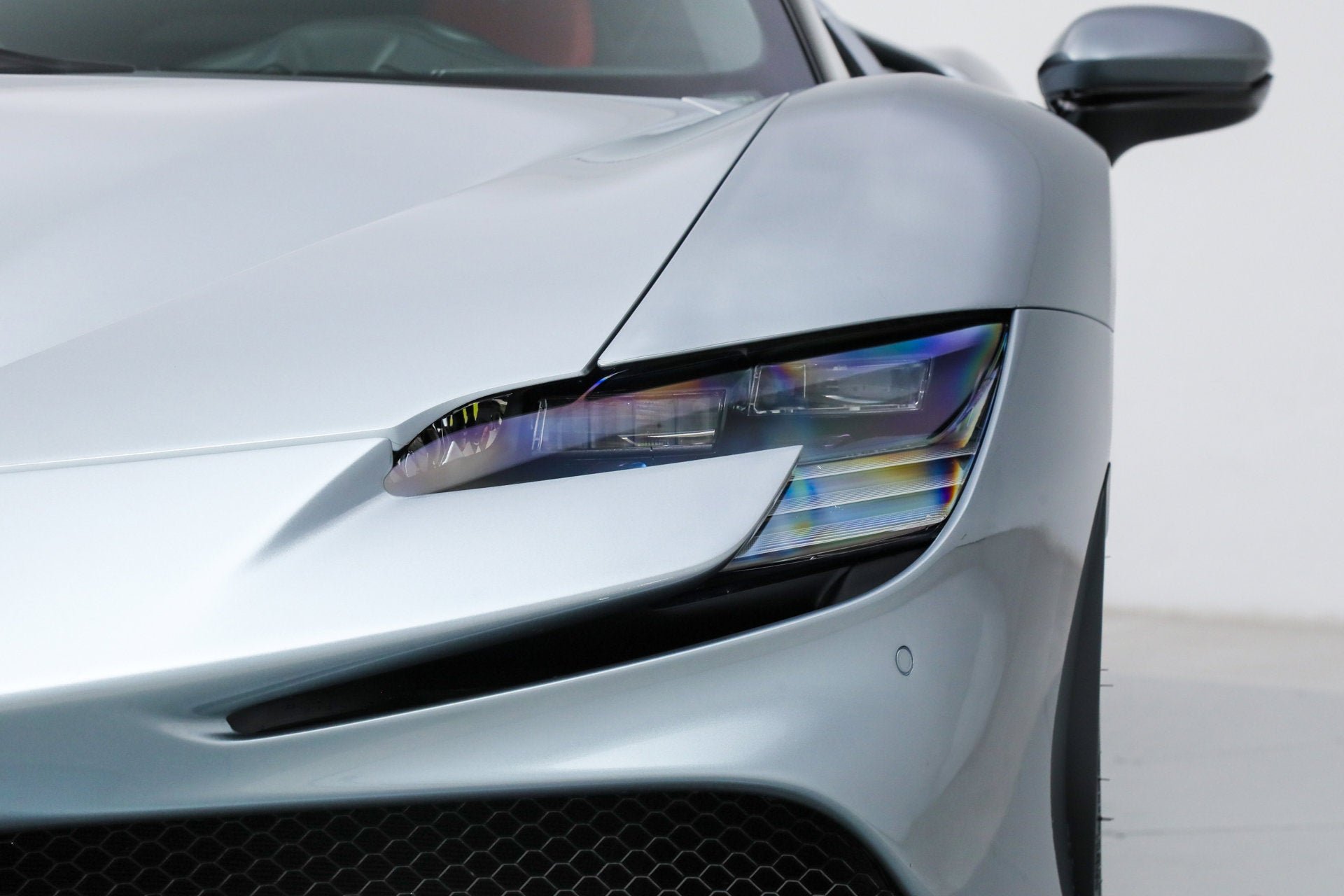 Certified Used 2022 Grigio Titanio Ferrari  image 10
