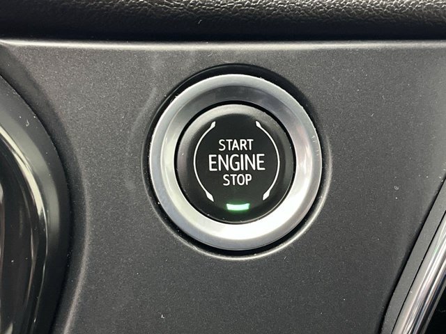 Used 2020 Black Chevrolet RS image 20