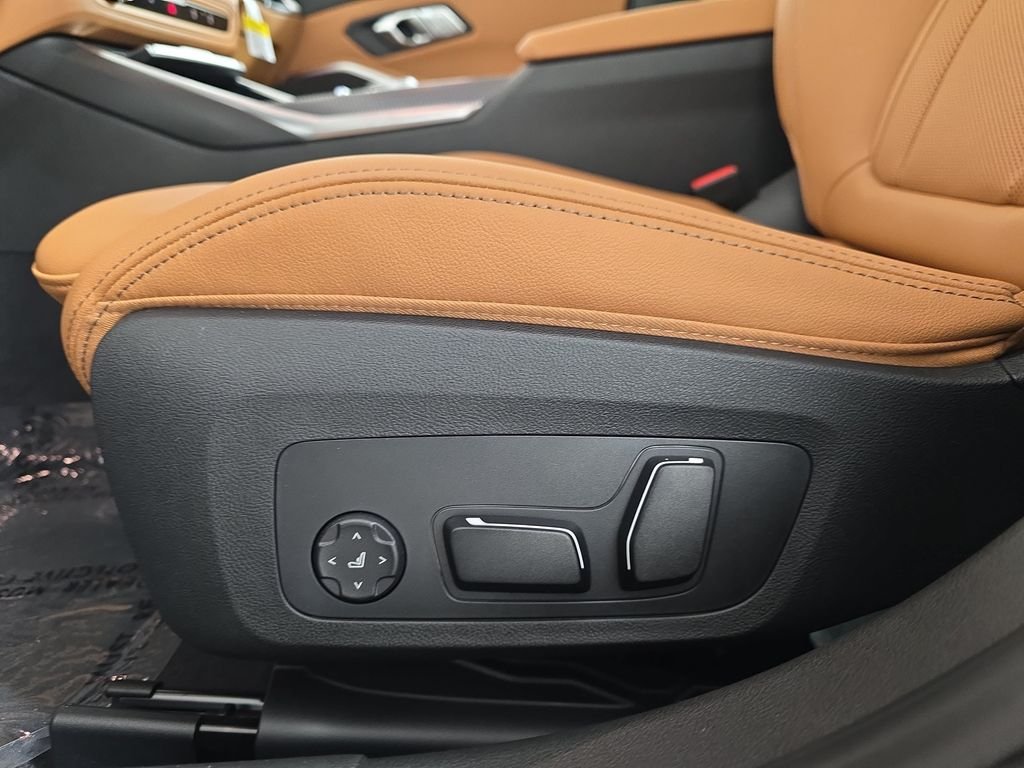 New 2026 Arctic Race Blue metallic BMW 330i xDrive image 29