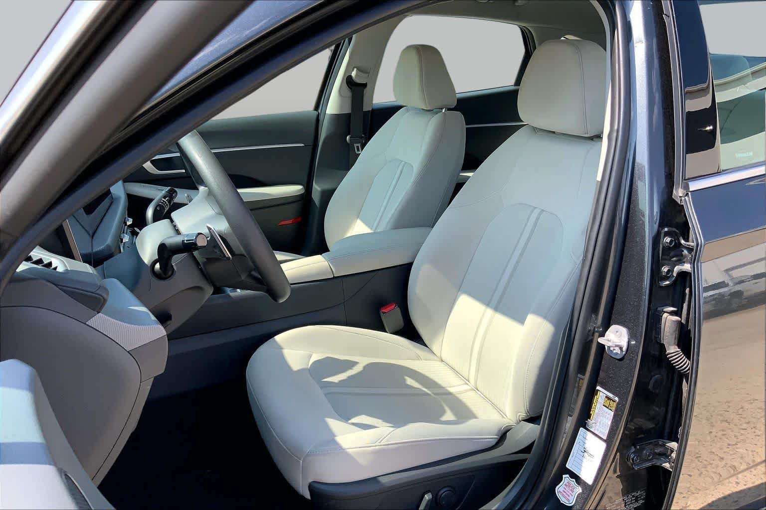 Pre-Owned 2025 Hyundai Sonata SEL