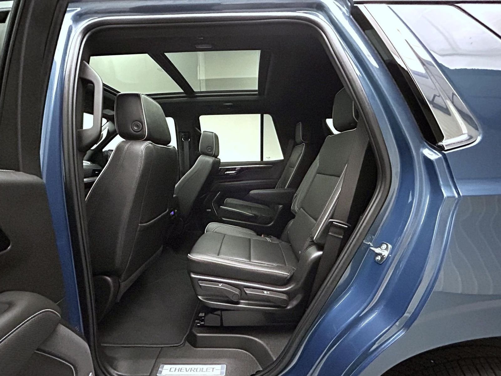 Used 2026 Blue Chevrolet Premier image 20