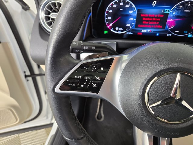 Used 2026 White Mercedes-Benz GLB 250 image 25