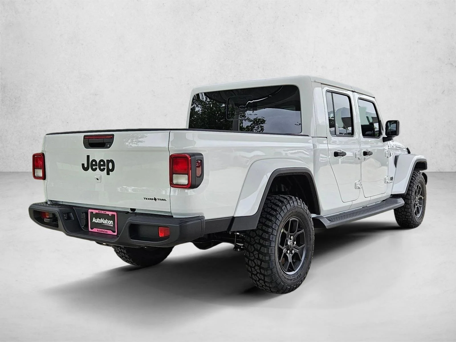 New 2026 Bright White Clearcoat Jeep Texas Trail image 2
