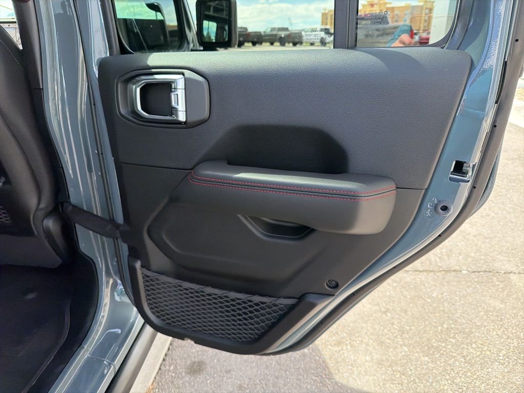 New 2026 Anvil Clear-Coat Exterior Paint Jeep Rubicon X image 33