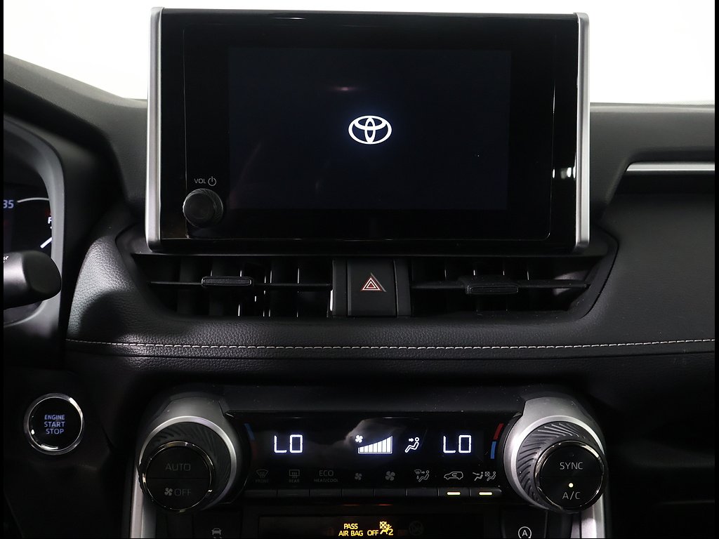 Used 2025 Silver Sky Metallic Toyota XLE image 12