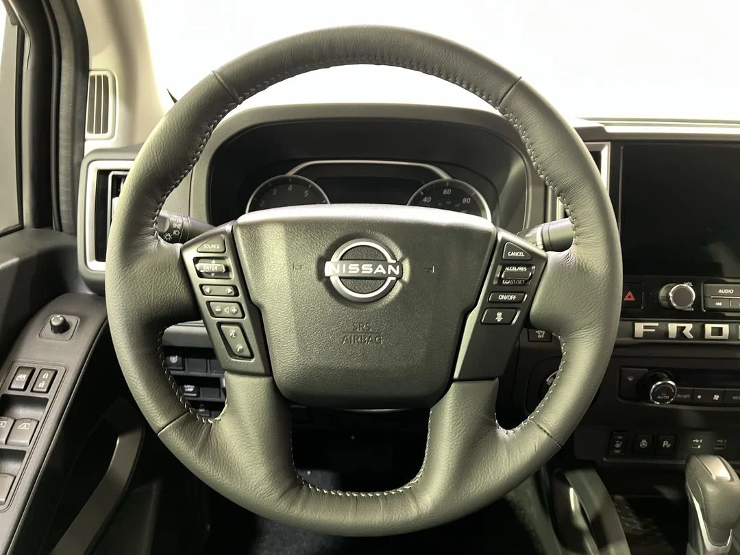 New 2026 Glacier White Nissan Crew Cab SV image 15
