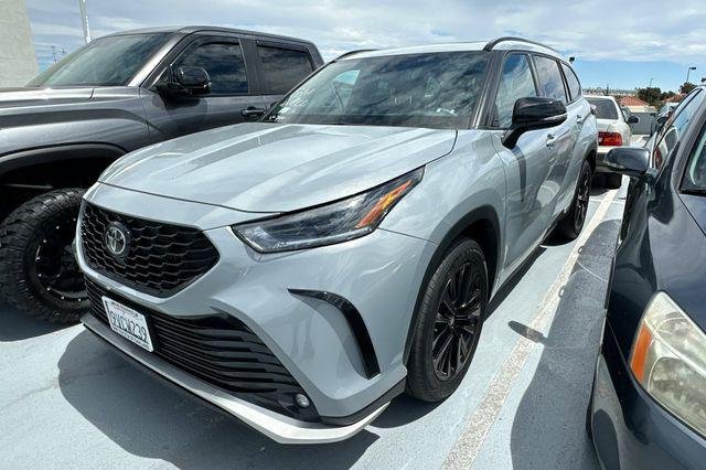 2025 Toyota Highlander 