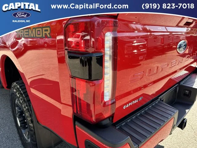 Used 2023 Red Ford Lariat image 15