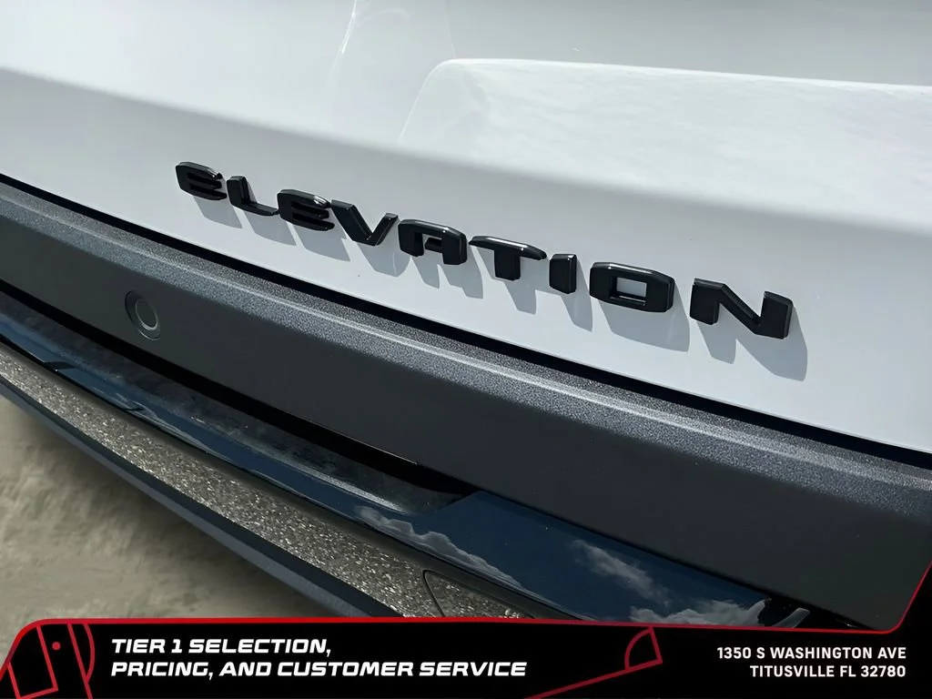 New 2026 Summit White GMC Elevation image 34