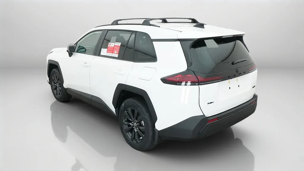 New 2026 Ice Cap Toyota XLE Premium image 14