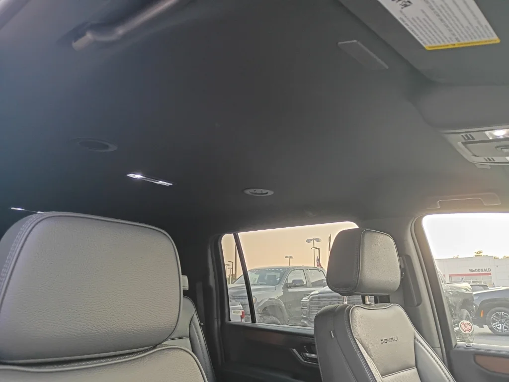 Used 2025 White GMC Denali image 12